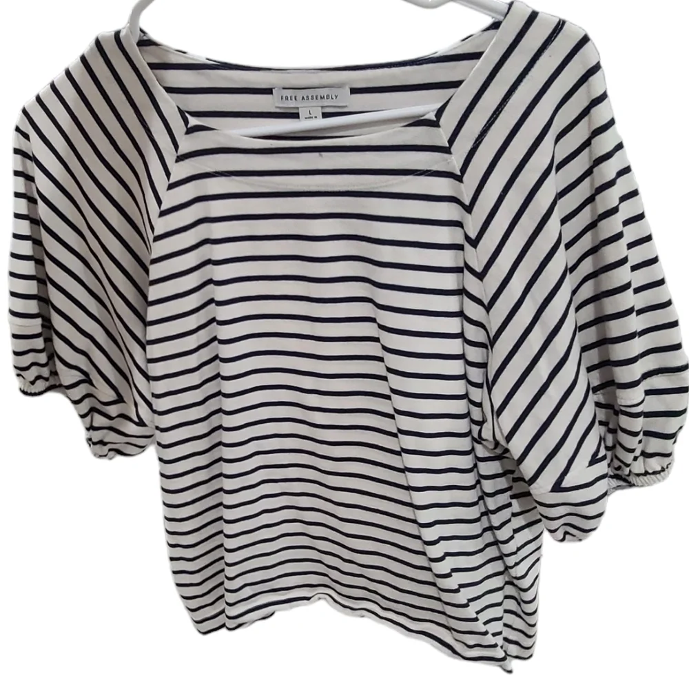 FREE ASSEMBLY Balloon Shirt - Picture 3 of 5